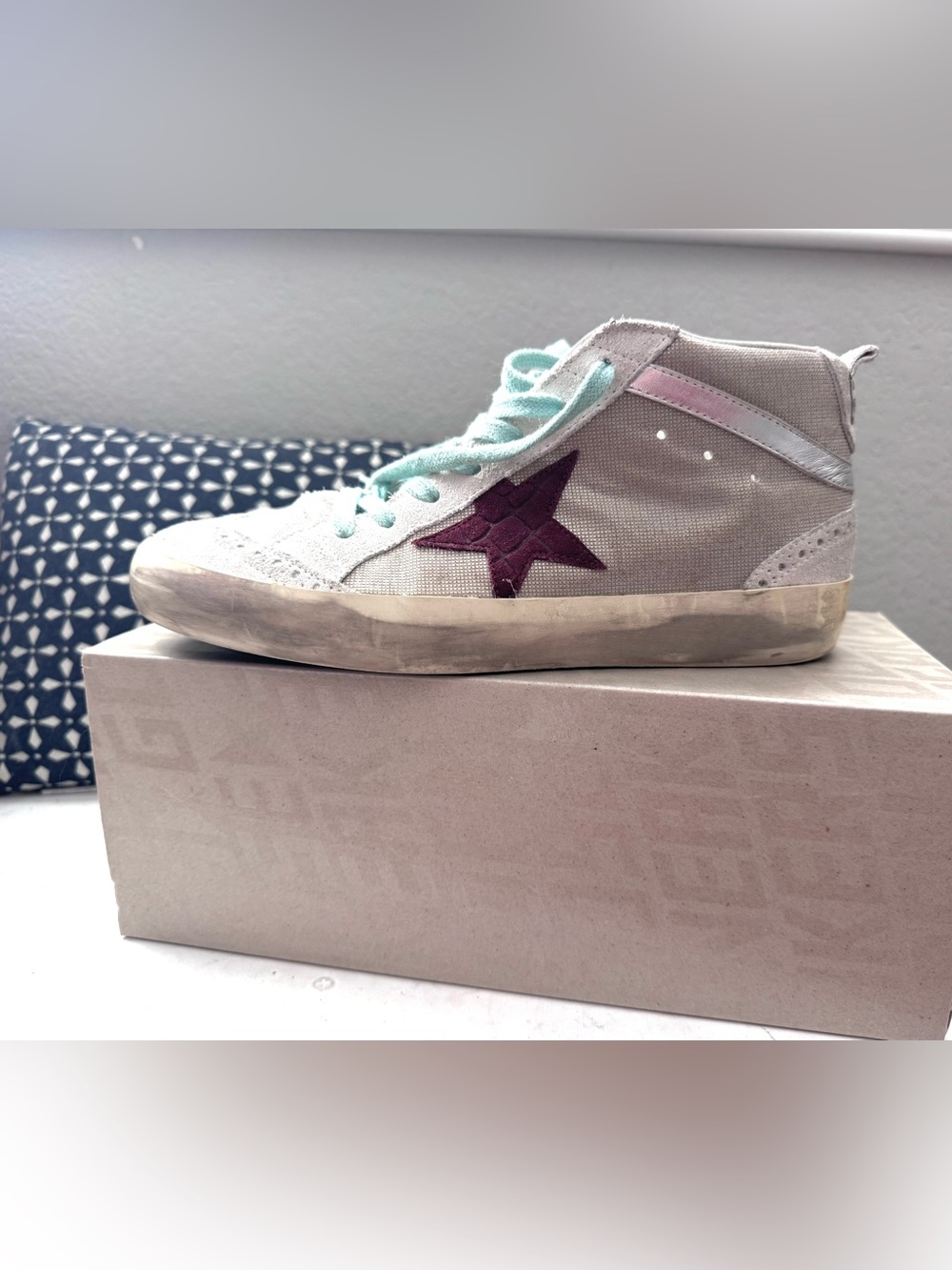 Golden Goose champagne shimmer burgundy croc star mids size 38